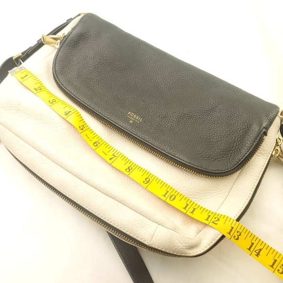 Fossil Womens Black White Leather Flap Pockets Zip Around Crossbody Bag - Picture 6 of 14